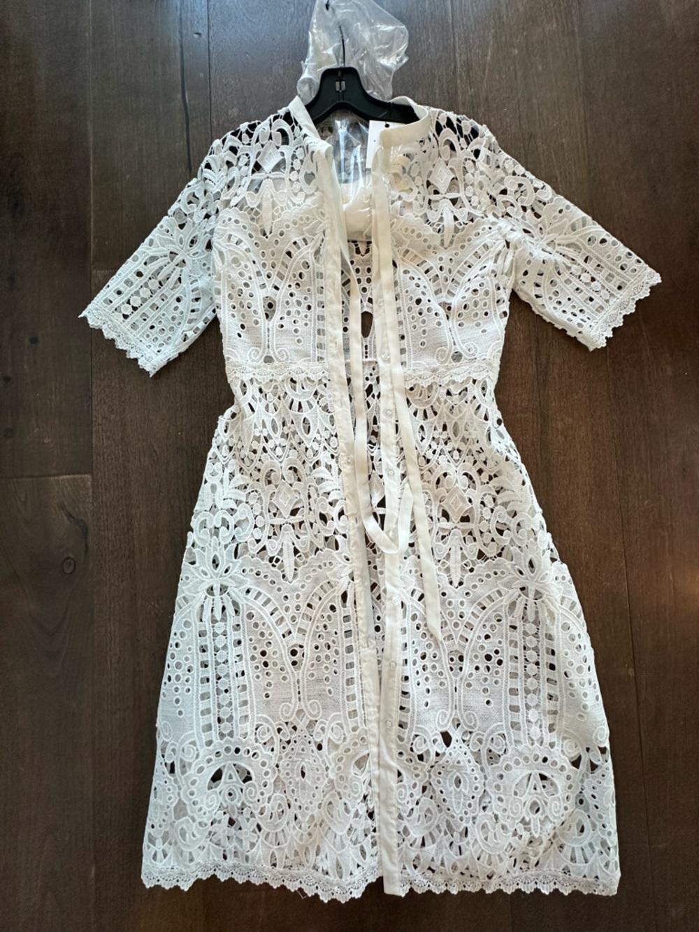 Few Moda White Lace Midi Dress - Picture 5 of 5